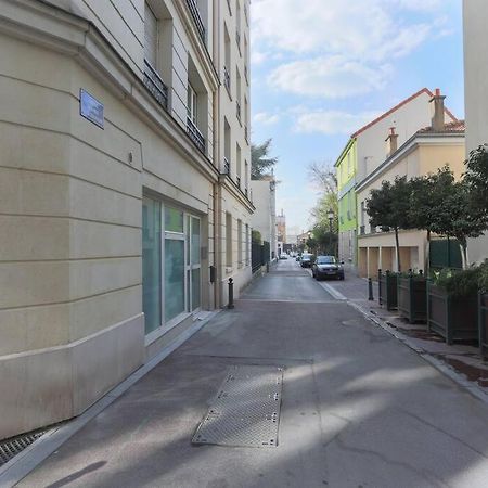 Rose, Appartement Confortable Proche Metro Montrouge Bagian luar foto